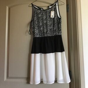 Doe & Rae sz S NWT